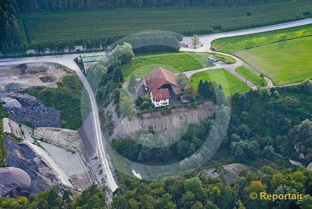 Foto: Landwirtschaft am Abgrund. (Luftaufnahme von Niklaus Wächter)