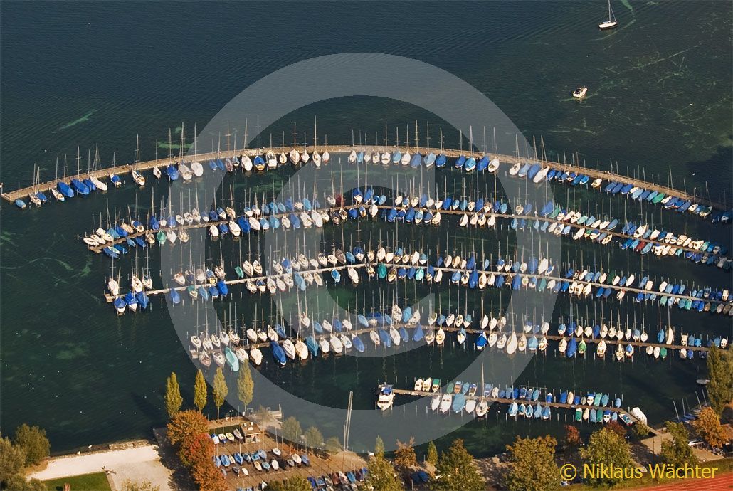 Foto: Segelbootshafen Tribschen in Luzern. (Luftaufnahme von Niklaus Wächter)