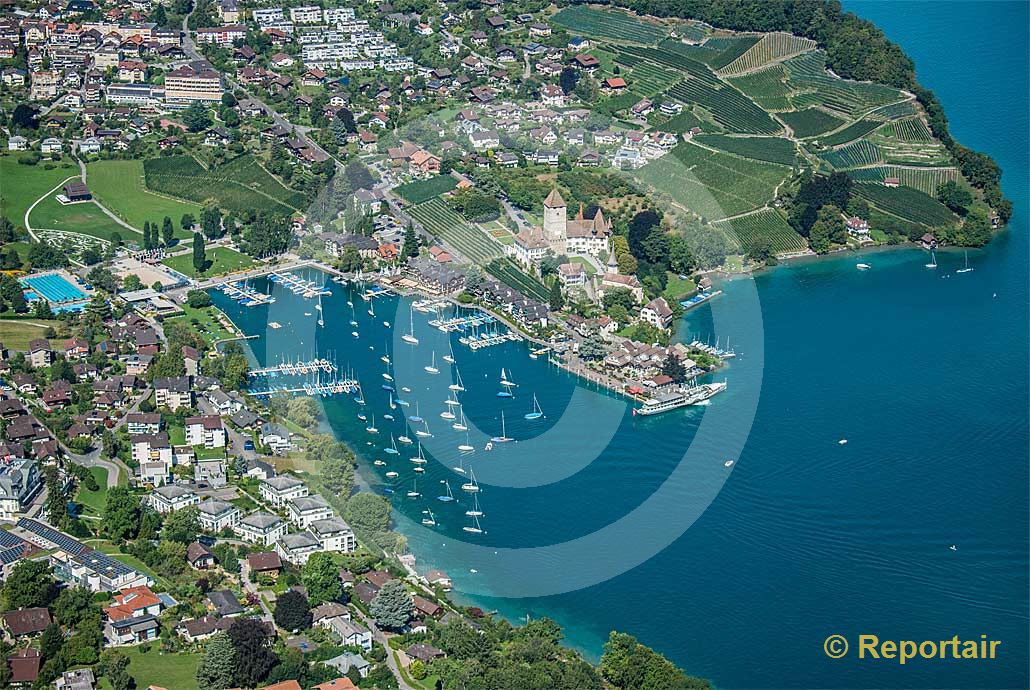 Foto: Spiez (BE). (Luftaufnahme von Niklaus Wächter)