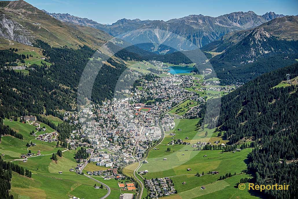 Foto: Davos (GR).. (Luftaufnahme von Niklaus Wächter)