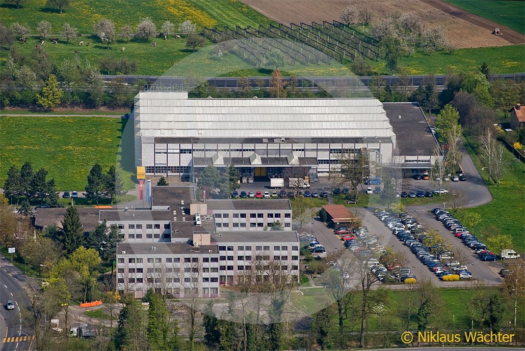 Foto: Bossard Group Steinhausen (ZG). (Luftaufnahme von Niklaus Wächter)