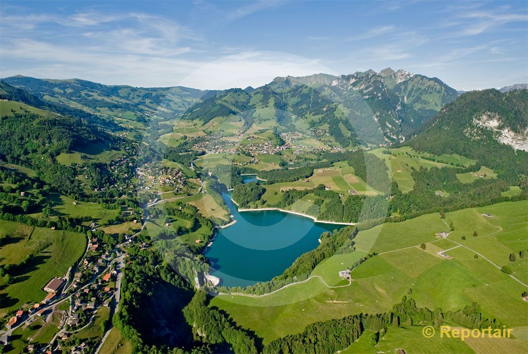 Foto: Lac de Montsalvens FR. (Luftaufnahme von Niklaus Wächter)