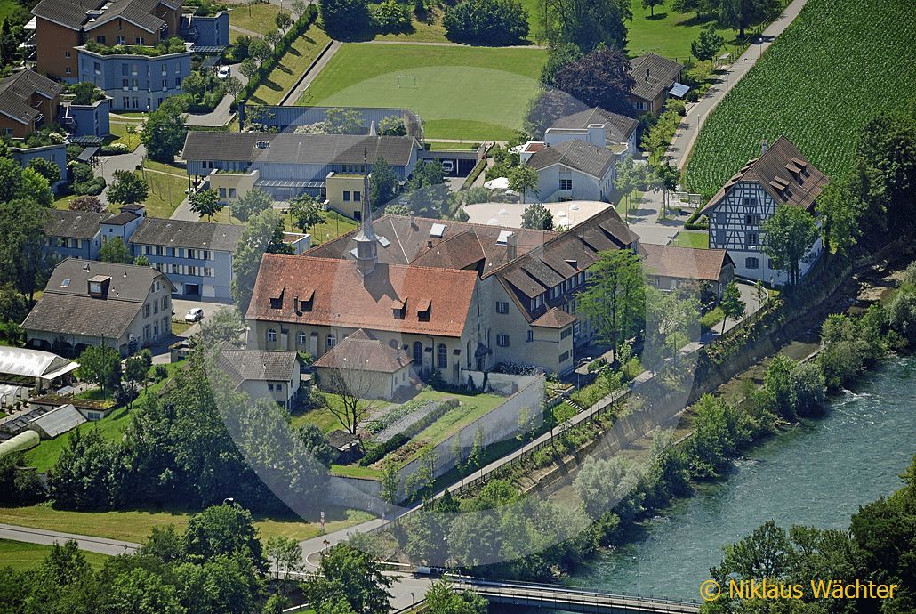 Foto: Das Kloster Rathausen bei Luzern. (Luftaufnahme von Niklaus Wächter)