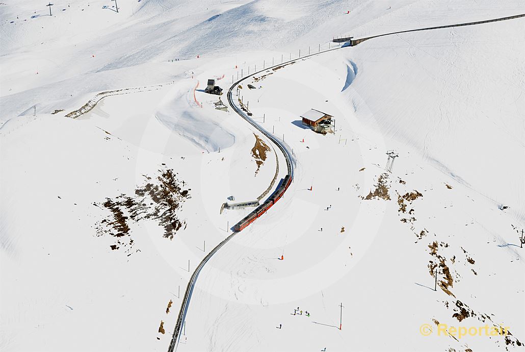 Foto: Unterwegs zum Jungfraujoch. (Luftaufnahme von Niklaus Wächter)