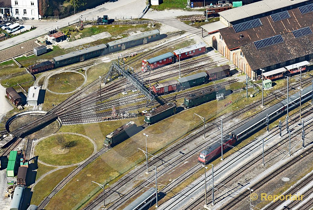 Foto: Nein, keine Modelleisenbahn, sondern ein Teil des Bahnareals von Romanshorn TG. Locorama genannt. (Luftaufnahme von Niklaus Wächter)