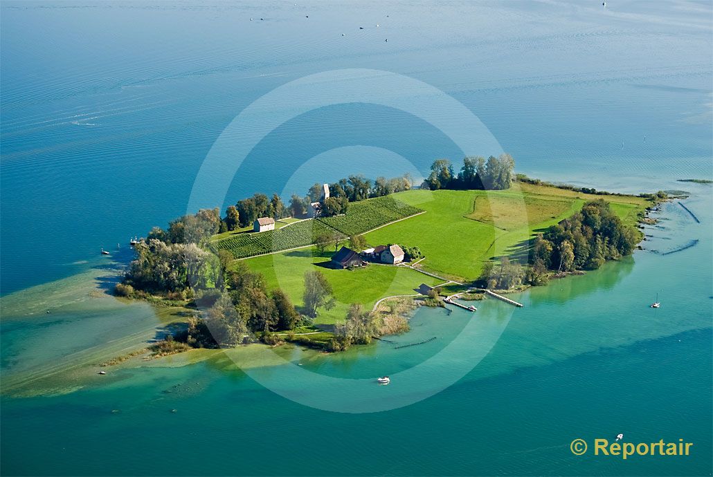 Foto: Die Insel Ufenau auf dem Zürichsee. (Luftaufnahme von Niklaus Wächter)