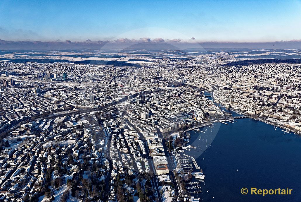 Foto: Zürich im Schnee. (Luftaufnahme von Niklaus Wächter)