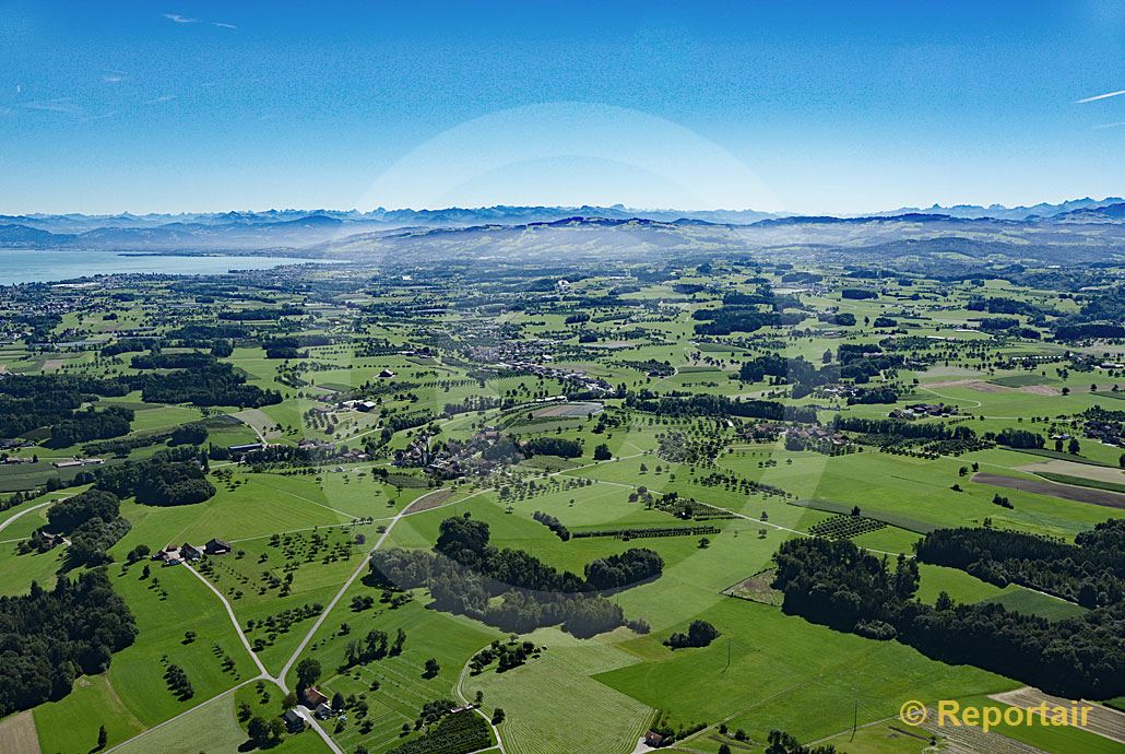 Foto: Landschaft bei Amriswil TG. (Luftaufnahme von Niklaus Wächter)