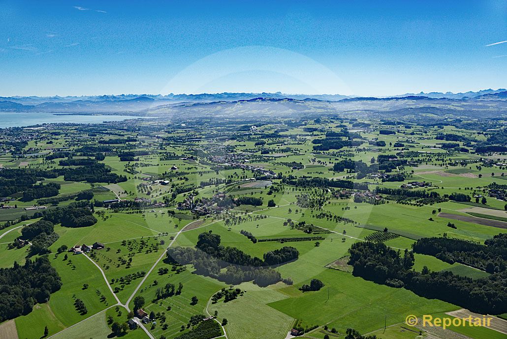 Foto: Landschaft bei Amriswil TG. (Luftaufnahme von Niklaus Wächter)