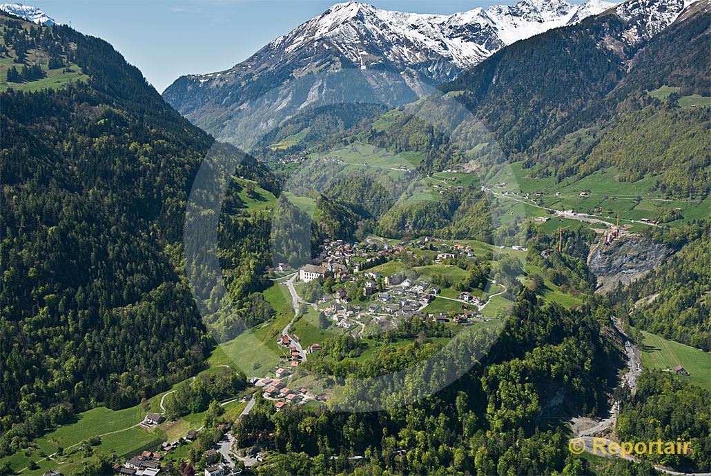 Foto: Präfers SG.oberhalb Bad Ragaz .. (Luftaufnahme von Niklaus Wächter)