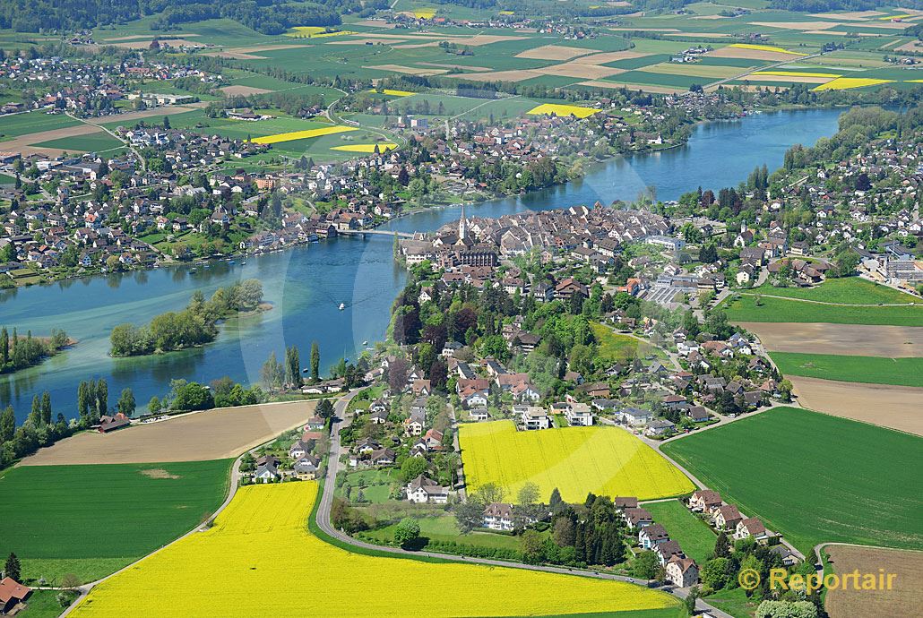 Foto: Stein am Rhein SH im Frühling... (Luftaufnahme von Niklaus Wächter)