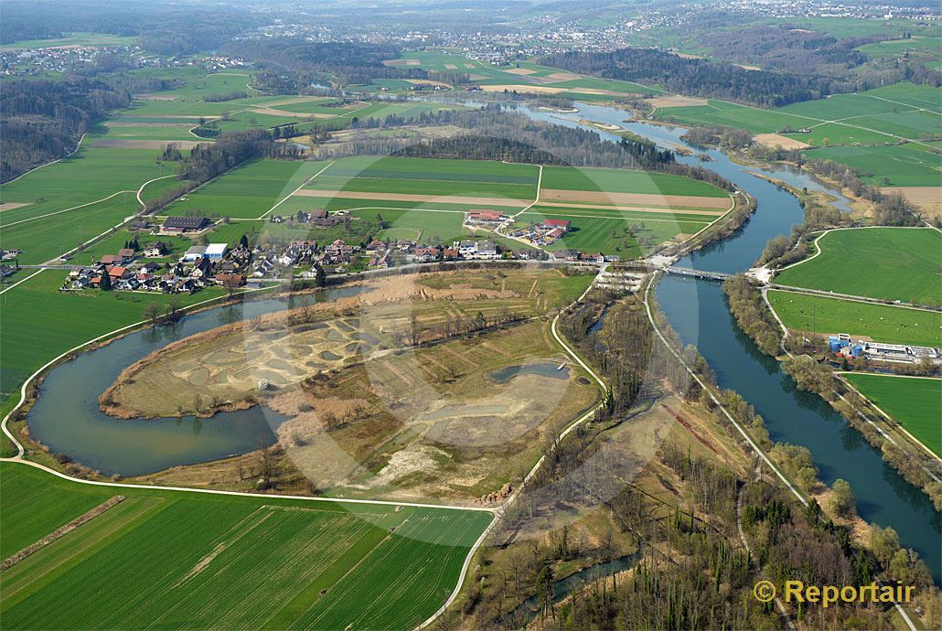 Foto: Die Stille Reuss bei Rottenschwil AG.. (Luftaufnahme von Niklaus Wächter)