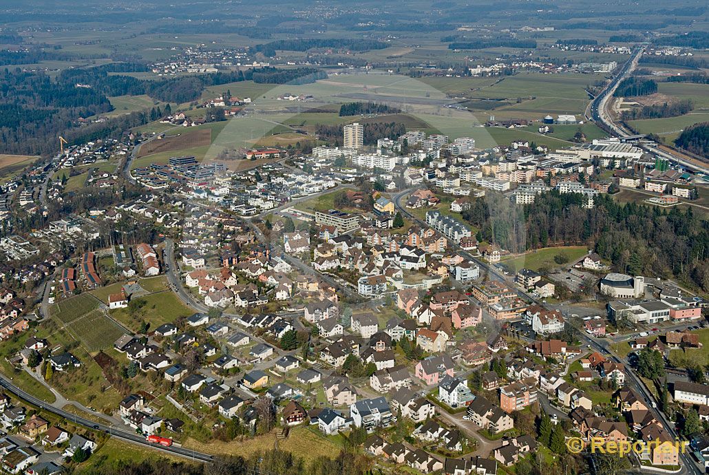 Foto: Hünenberg (ZG). (Luftaufnahme von Niklaus Wächter)