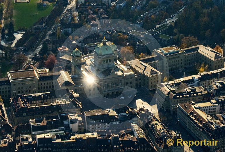 Foto: Geistesblitz aus dem Bundesbern. (Luftaufnahme von Niklaus Wächter)