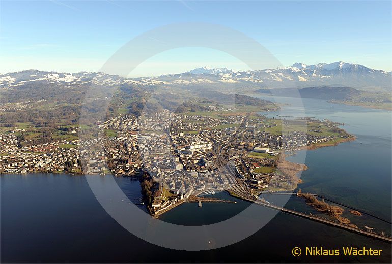 Foto: Rapperswil (SG). (Luftaufnahme von Niklaus Wächter)