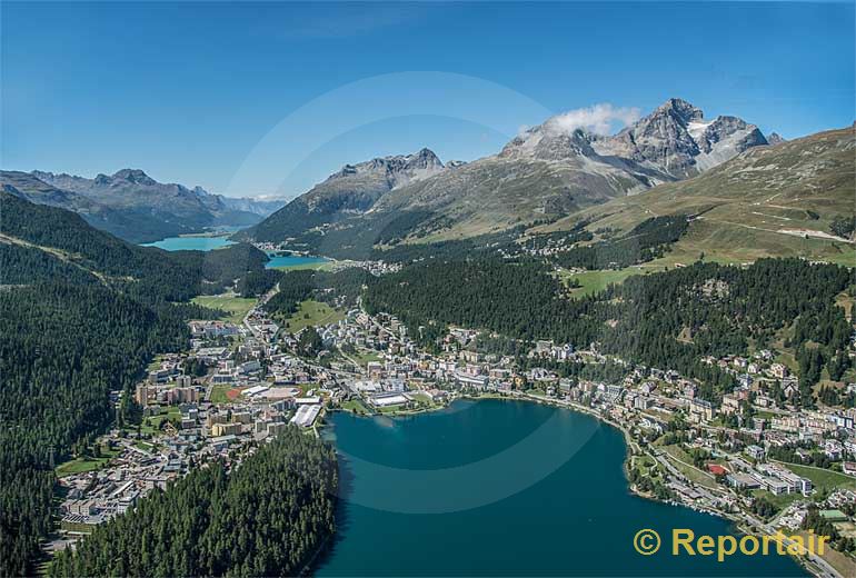 Foto: St.Moritz-Bad mit dem Silvaplanasee im Hintergrund (GR).. (Luftaufnahme von Niklaus Wächter)