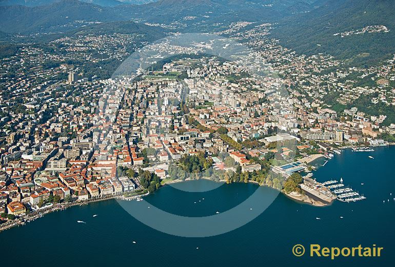 Foto: Lugano (TI). (Luftaufnahme von Niklaus Wächter)