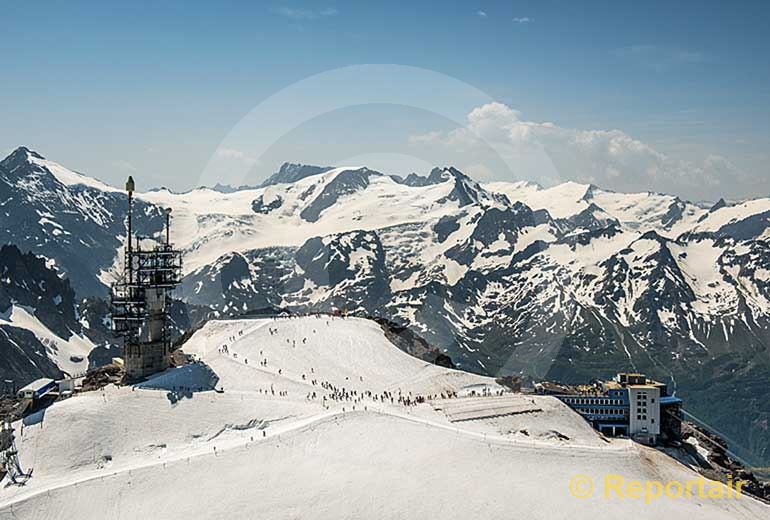 Foto: Publikumsmagnet Titlis ob Engelberg.. (Luftaufnahme von Niklaus Wächter)