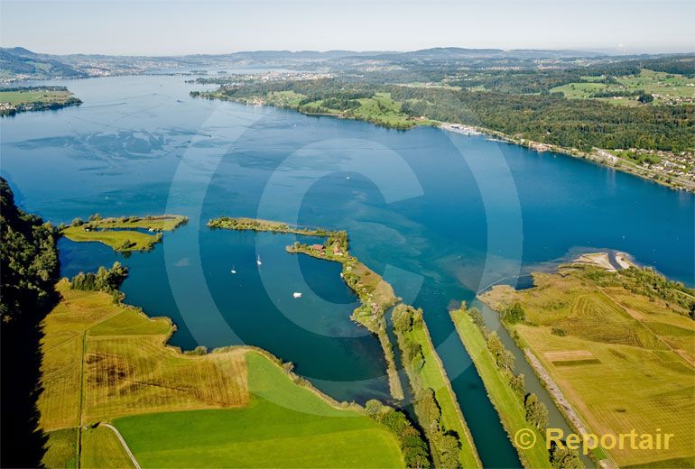 Foto: Am Obersee bei Schmerikon SG . (Luftaufnahme von Niklaus Wächter)