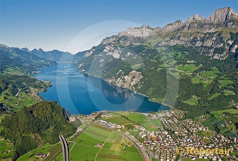 Foto: Der  Walensee. (Luftaufnahme von Niklaus Wächter)