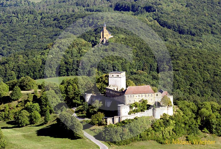 Foto: Luftaufnahme Giechburg bei Schesslitz, Deutschland. (Luftaufnahme von Niklaus Wächter)