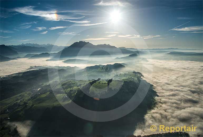 Foto: Nebelmeer in der Region Luzern mit dem Pilatus.. (Luftaufnahme von Niklaus Wächter)