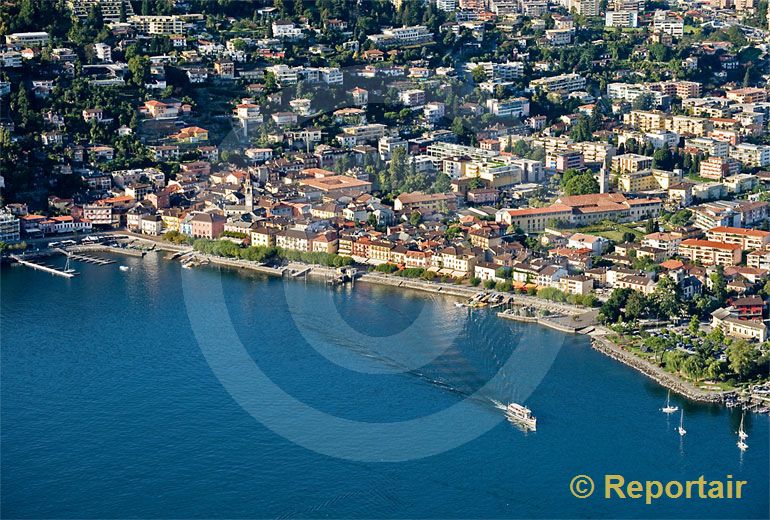 Foto: Ascona TI in der Abensonne. (Luftaufnahme von Niklaus Wächter)