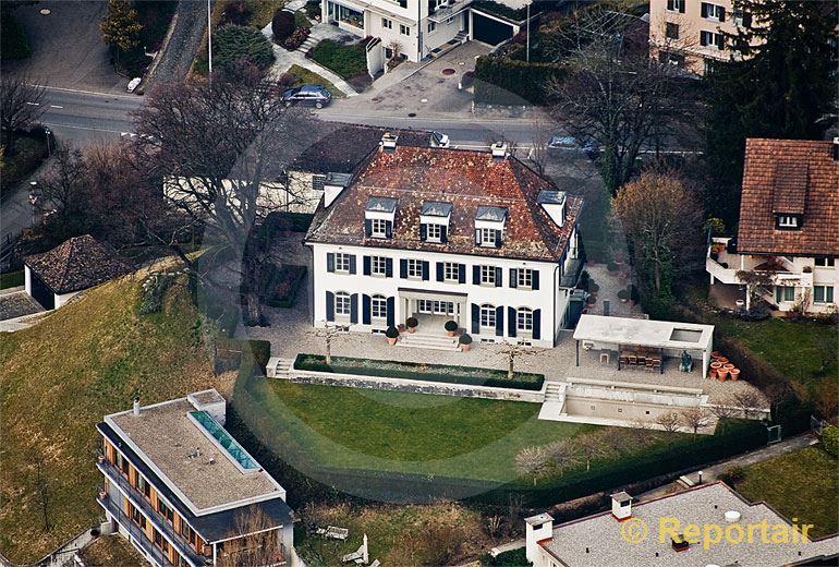 Foto: Herrschaftshaus in der Stadt.. (Luftaufnahme von Niklaus Wächter)