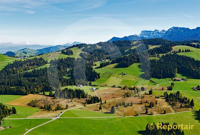 Foto: Das Hochmoor Mettilimoos oberhalb von Entlebuch LU. (Luftaufnahme von Niklaus Wächter)