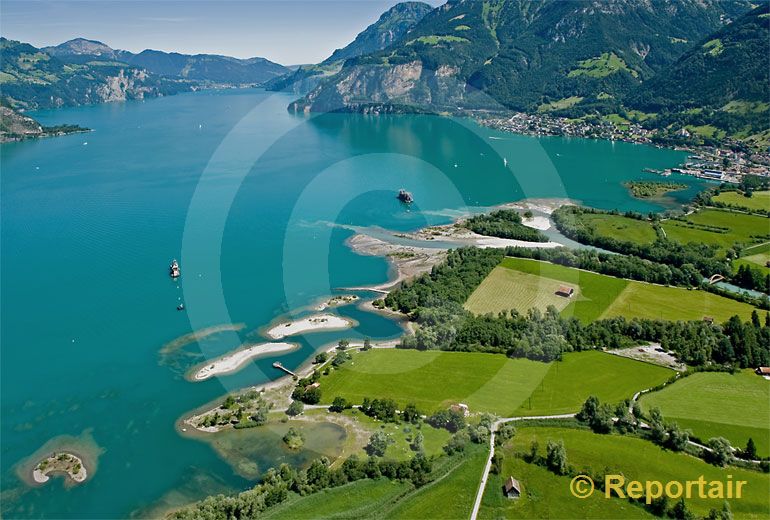 Foto: Urnersee bei Erstfeld UR. (Luftaufnahme von Niklaus Wächter)