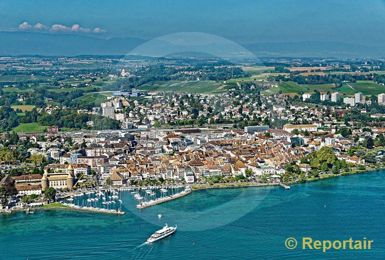 Foto: Morges am Genfersee. (Luftaufnahme von Niklaus Wächter)