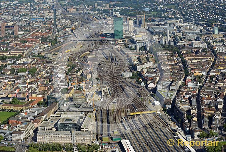 Foto: Hauptbahnhof Zürich. (Luftaufnahme von Niklaus Wächter)