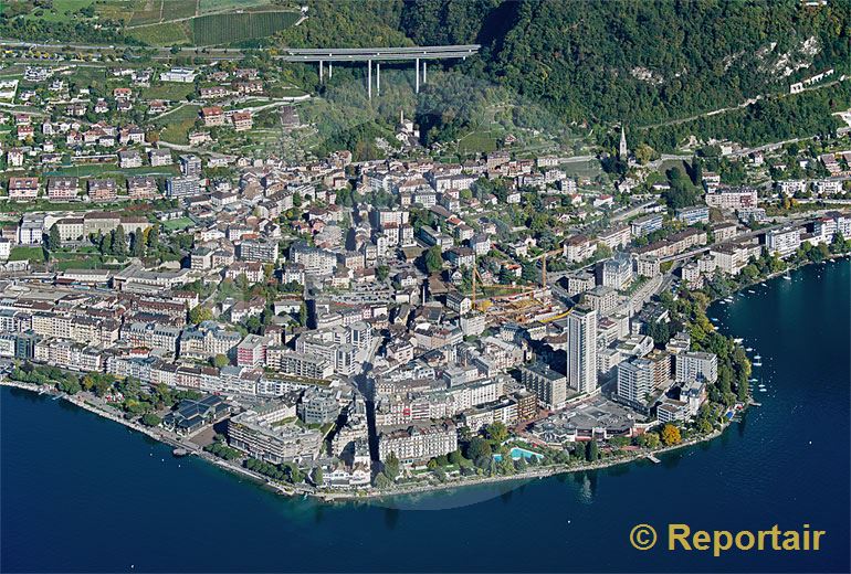 Foto: Monteux am Genfersee.. (Luftaufnahme von Niklaus Wächter)