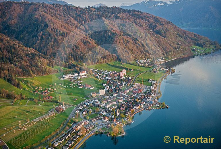 Foto: Oberwil ZG am Zugersee.. (Luftaufnahme von Niklaus Wächter)