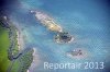 Luftaufnahme SEEN/Urnersee Inseln - Foto Badeinseln Flueelen 0511