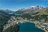Foto 336: St.Moritz-Bad mit dem Silvaplanasee im Hintergrund (GR)..