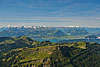 Foto 228: Die Rigi - Königin der Berge - vor der Alpenkette.