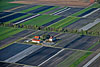 Foto 163: Hof im Grossen Moos des Berner Seelandes..