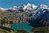 Foto 7: Der Oeschinensee ob Kandersteg liegt auf 1578 Metern Hoehe.