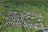 Foto 381: In Attinghausen bei Erstfeld gibt es eine Burgruine und eine Pouletburg. Letztere hat den höheren Bekanntheitsgrad.